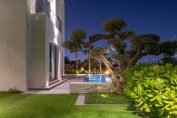 How To Use Lighting To Define Spaces In Your Villa